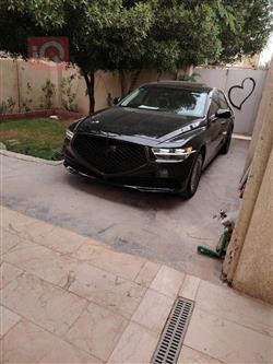 جێنسس G90